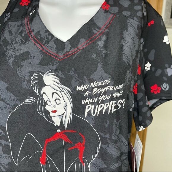Heart Soul Disney Villains Who Needs You Print Scrub Top - Picture 5 of 15
